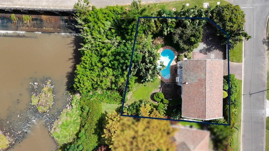 6 Bedroom Property for Sale in Abbotsford Eastern Cape